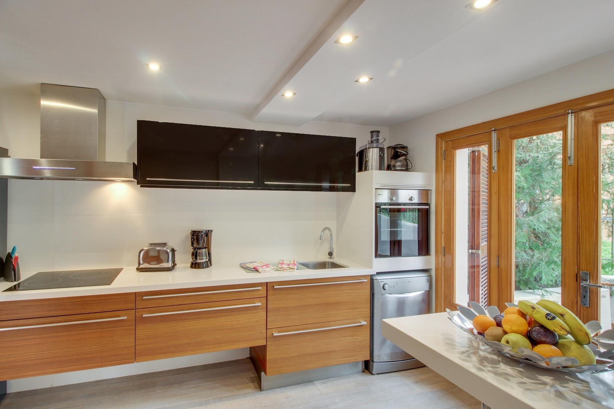 Alcanada - Family Only Villa *